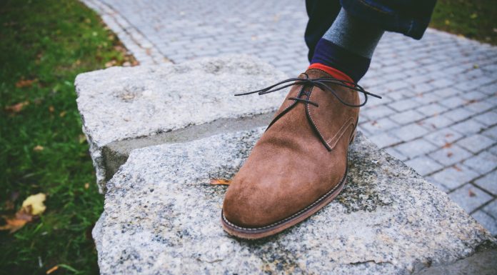 Jak czyścić zamszowe buty