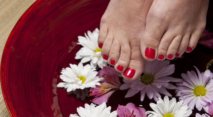 Pedicure – zadbaj o swoje stopy! Pedicure – zadbaj o swoje stopy!