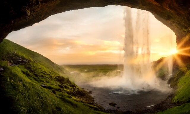 Ile waży magazynek do Grota?