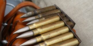 Czy magazynek jest częścią broni?