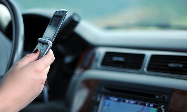 Jaki jest mandat za holowanie na drodze ekspresowej? Jaki jest mandat za holowanie na drodze ekspresowej?