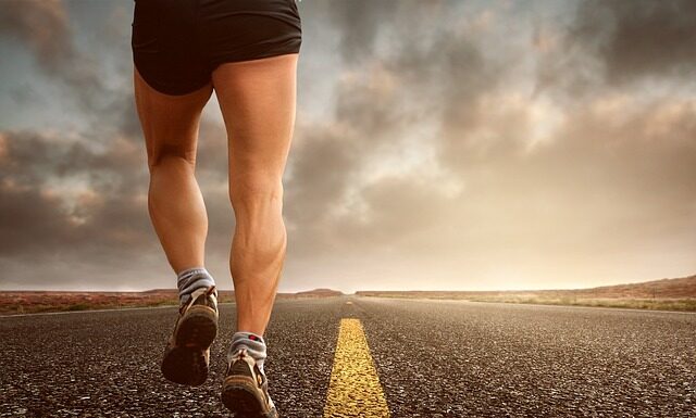 Jakie mięśnie pracują podczas strzelania z łuku?