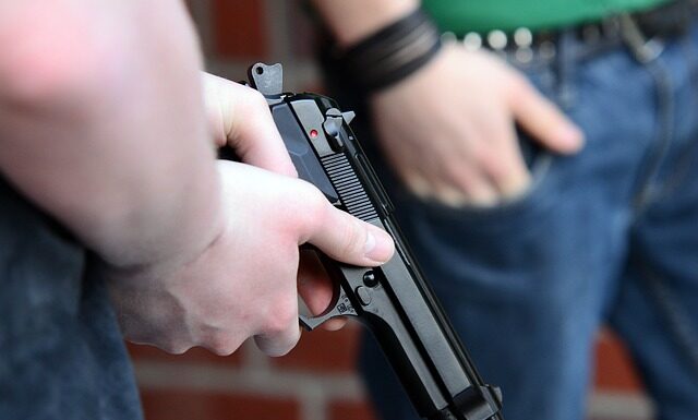 Ile naboi ma Beretta?