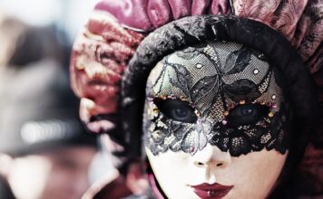 Co powoduje przebranie żagli? Co powoduje przebranie żagli?