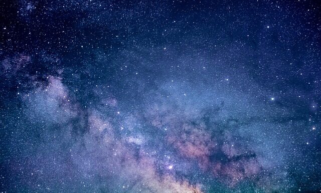 Po co niebieskie światło w latarce? Po co niebieskie światło w latarce?