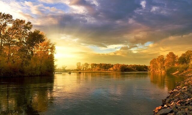 Kiedy zaczyna się sezon namiotowy?