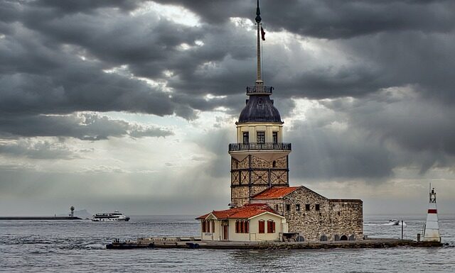 Ile się chudnie zaraz po porodzie?