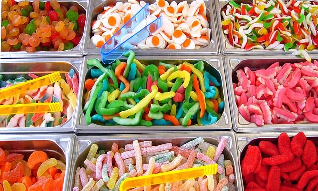 Co jeść w zamian za słodycze?