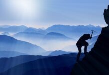 Jak przyczepić czekan? Jak przyczepić czekan?